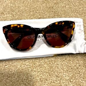 Tortoise Oliver Peoples sunglasses